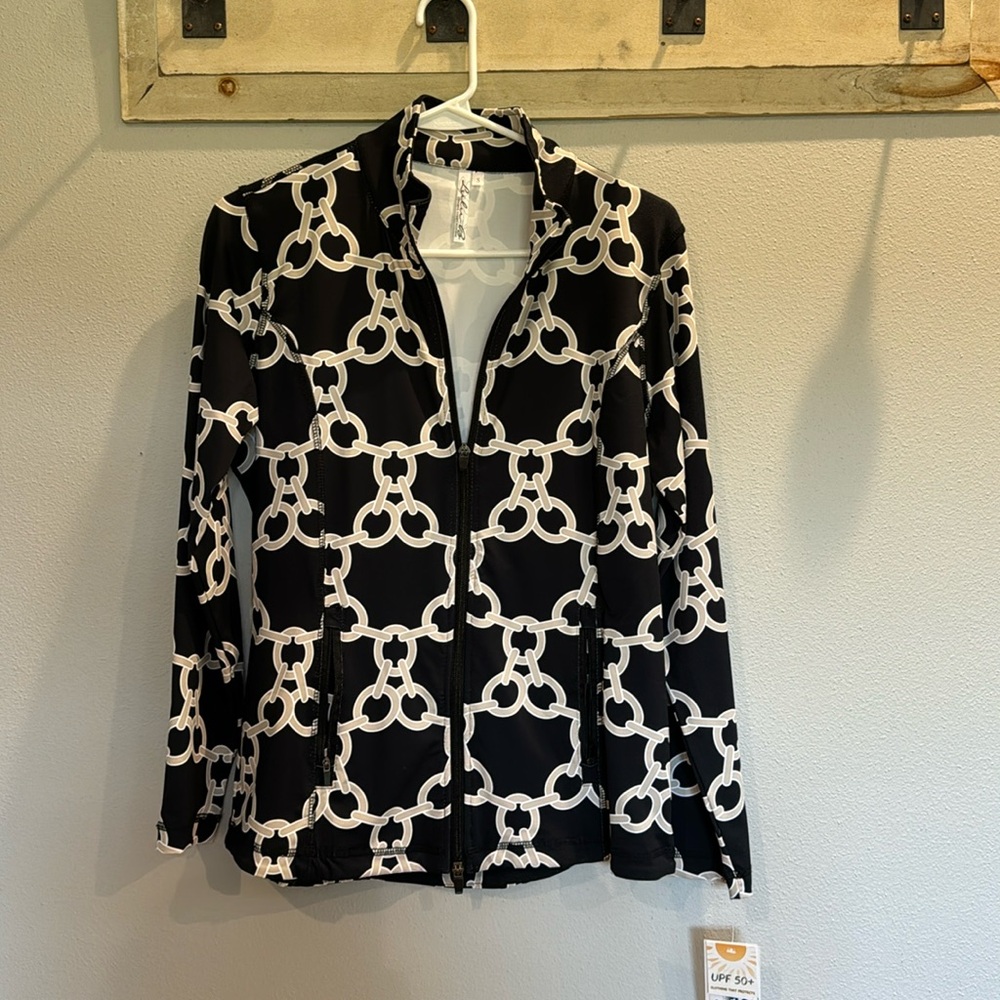 Lulu B nwt zip up
